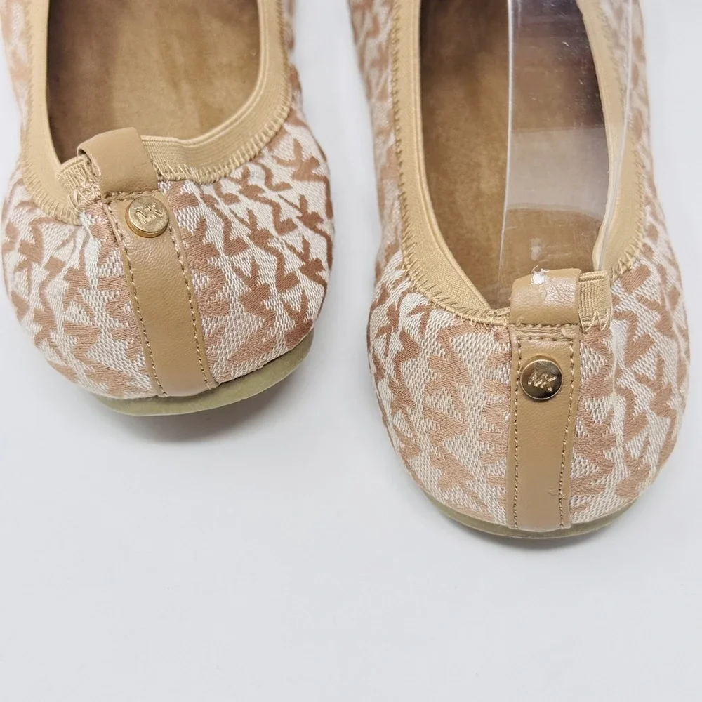 Michael Kors Flats Women's Size 4 Beige Logo Ballet Slip On Bow Shoes